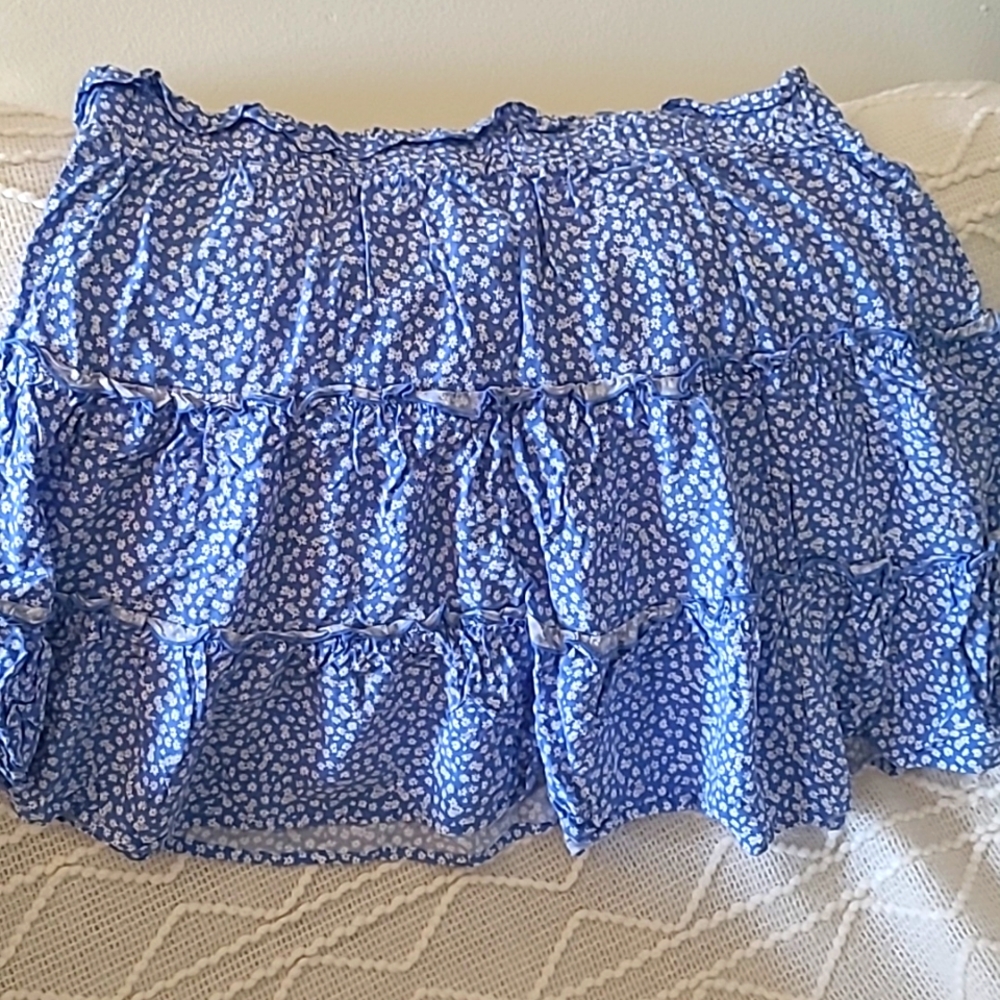 Blue floral mini skirt